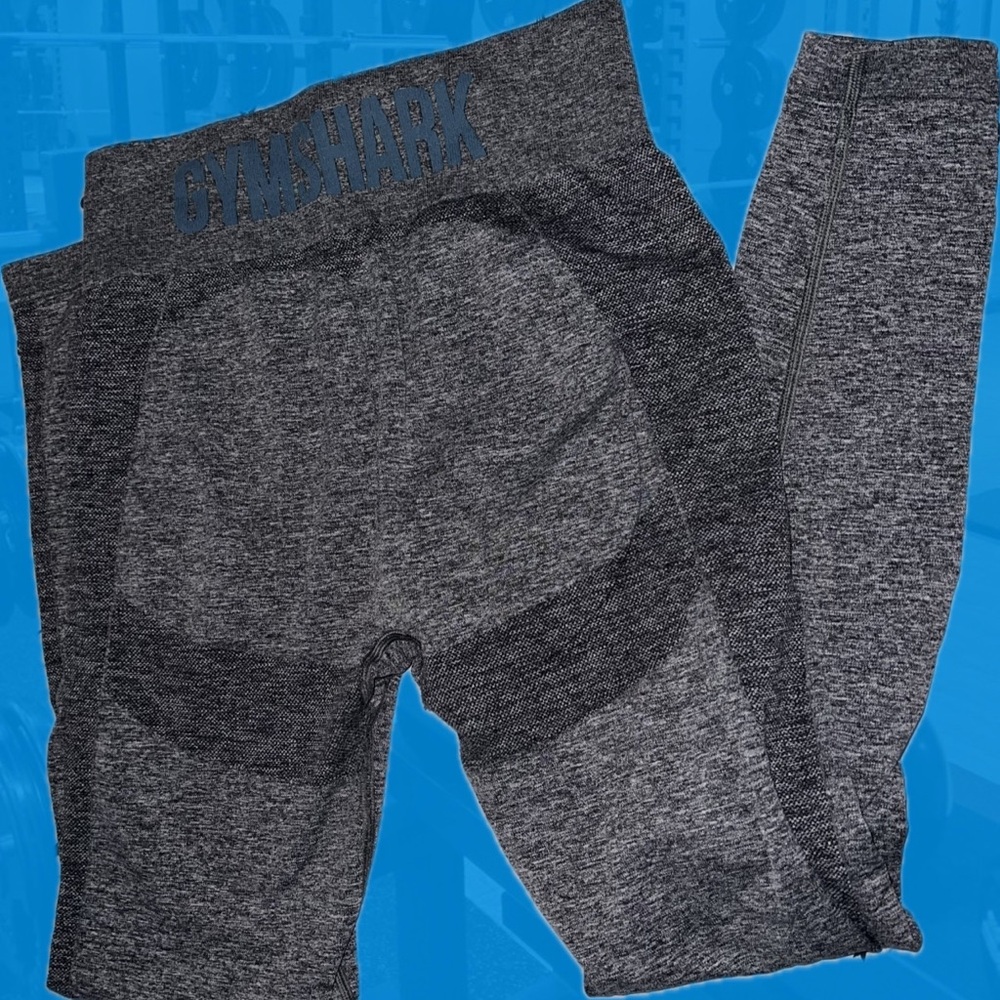 GYMSHARK L GREY LEGGINGS